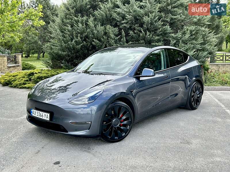 Tesla Model Y 2022