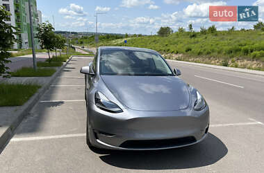Внедорожник / Кроссовер Tesla Model Y 2024 в 