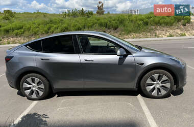 Внедорожник / Кроссовер Tesla Model Y 2024 в 