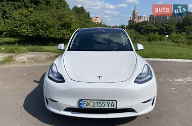 Внедорожник / Кроссовер Tesla Model Y 2022 в 