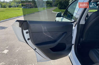 Внедорожник / Кроссовер Tesla Model Y 2022 в 