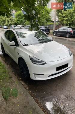 Внедорожник / Кроссовер Tesla Model Y 2020 в Киеве