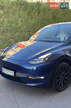 Внедорожник / Кроссовер Tesla Model Y 2023 в 