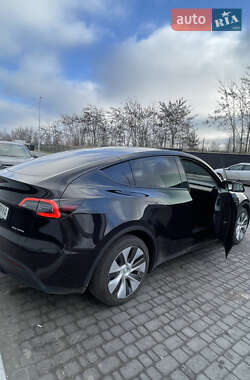 Позашляховик / Кросовер Tesla Model Y 2022 в 