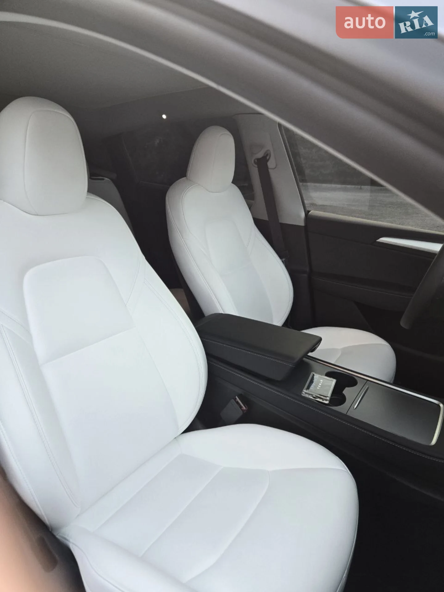 2024 Tesla Model Y - мініатюра 14