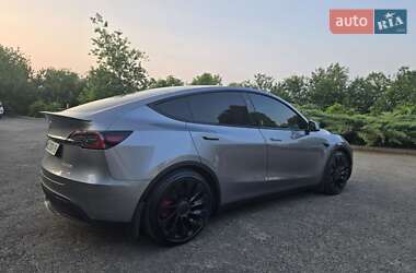 Внедорожник / Кроссовер Tesla Model Y 2024 в 