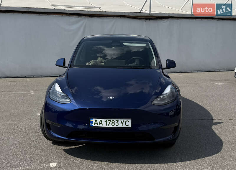 Внедорожник / Кроссовер Tesla Model Y 2023 в 