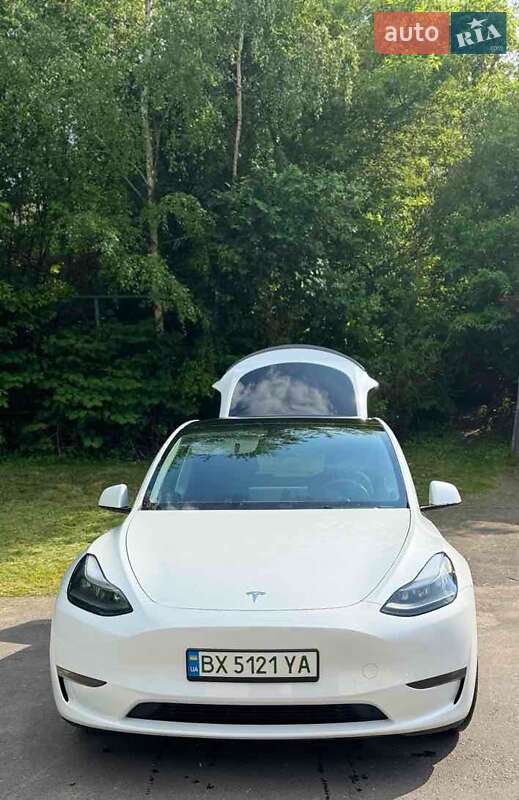 Позашляховик / Кросовер Tesla Model Y 2023 в Хмельницькому