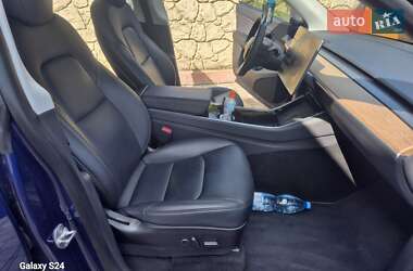 Внедорожник / Кроссовер Tesla Model Y 2021 в 