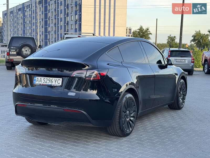 Внедорожник / Кроссовер Tesla Model Y 2024 в Киеве фото 8 Внедорожник / Кроссовер Tesla Model Y 2024 в Киеве