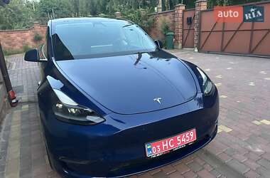 Внедорожник / Кроссовер Tesla Model Y 2023 в Ровно
