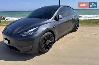 Внедорожник / Кроссовер Tesla Model Y 2021 в 