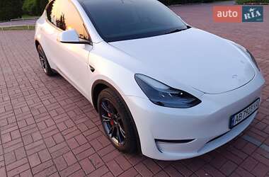 Внедорожник / Кроссовер Tesla Model Y 2024 в 