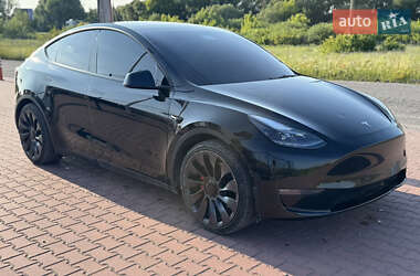 Внедорожник / Кроссовер Tesla Model Y 2021 в 