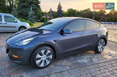 Внедорожник / Кроссовер Tesla Model Y 2023 в 