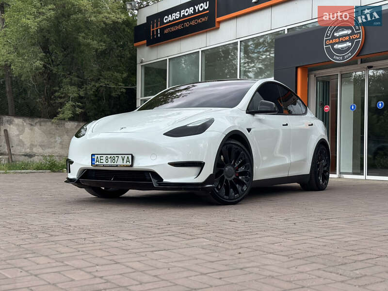 Позашляховик / Кросовер Tesla Model Y 2020 в Кривому Розі