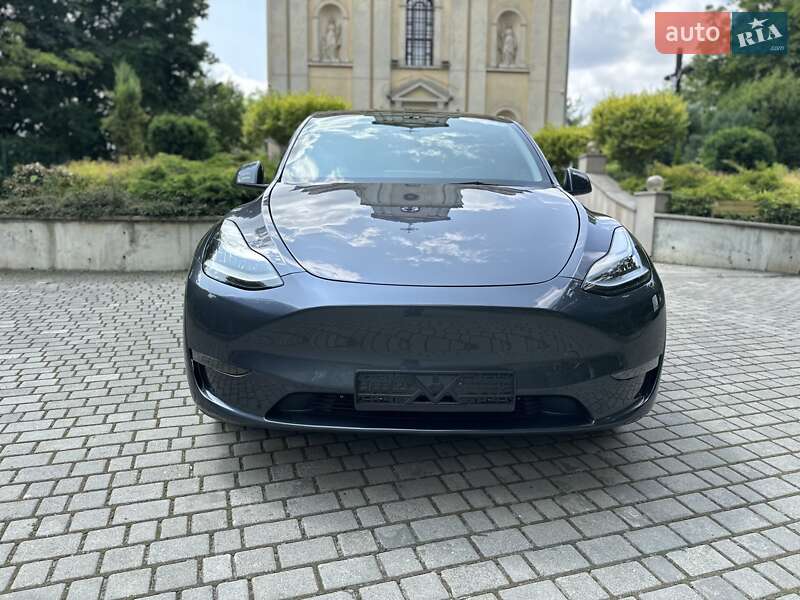 Внедорожник / Кроссовер Tesla Model Y 2023 в Львове