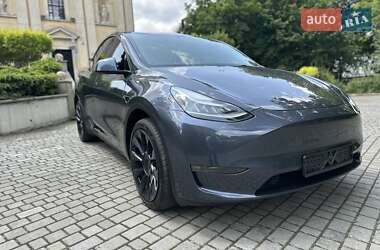Внедорожник / Кроссовер Tesla Model Y 2023 в 