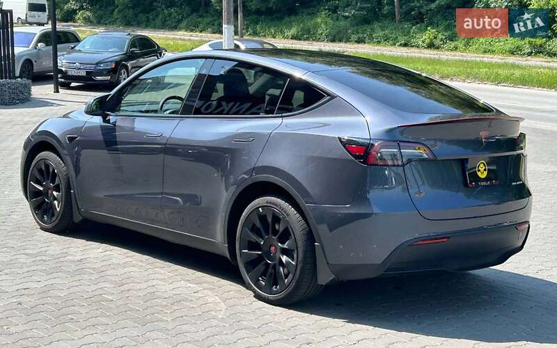 Внедорожник / Кроссовер Tesla Model Y 2022 в Черновцах