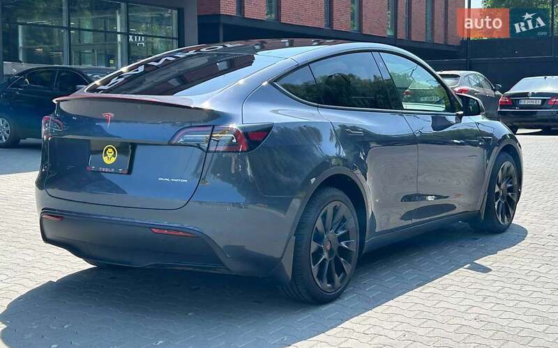 Внедорожник / Кроссовер Tesla Model Y 2022 в Черновцах