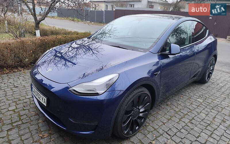 Tesla Model Y 2023