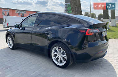Внедорожник / Кроссовер Tesla Model Y 2021 в 