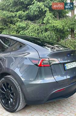 Внедорожник / Кроссовер Tesla Model Y 2020 в 