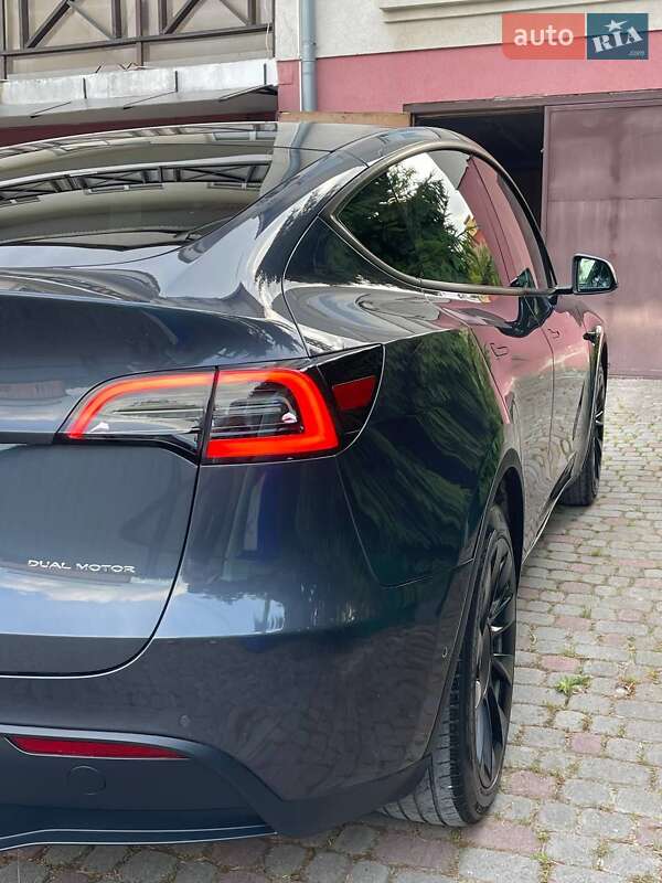 Внедорожник / Кроссовер Tesla Model Y 2020 в Львове