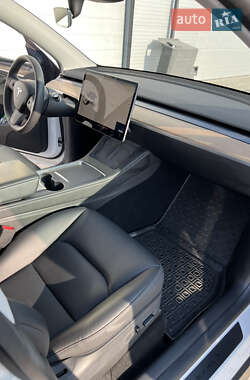 Внедорожник / Кроссовер Tesla Model Y 2022 в 