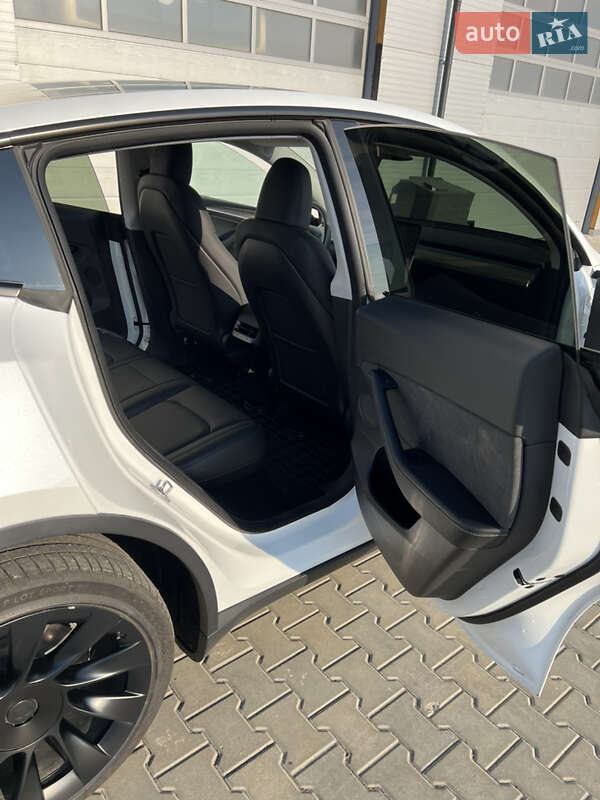 Внедорожник / Кроссовер Tesla Model Y 2022 в Одессе