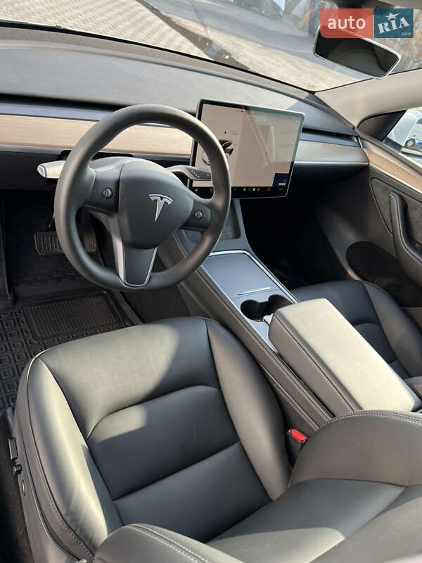Внедорожник / Кроссовер Tesla Model Y 2022 в Одессе