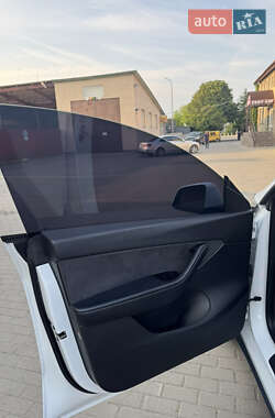 Внедорожник / Кроссовер Tesla Model Y 2020 в 