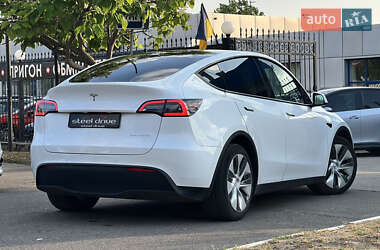 Позашляховик / Кросовер Tesla Model Y 2021 в 