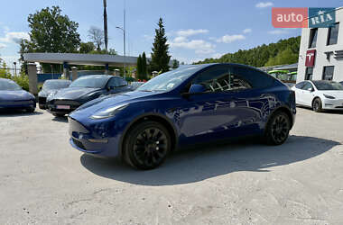 Внедорожник / Кроссовер Tesla Model Y 2024 в 