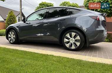 Позашляховик / Кросовер Tesla Model Y 2023 в 