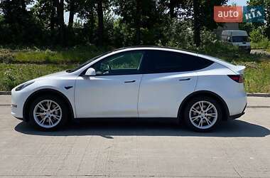 Внедорожник / Кроссовер Tesla Model Y 2021 в 