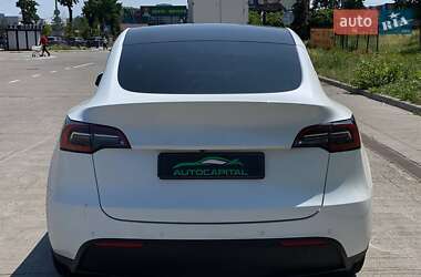 Внедорожник / Кроссовер Tesla Model Y 2021 в 