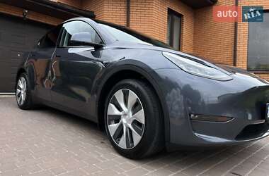 Позашляховик / Кросовер Tesla Model Y 2023 в 