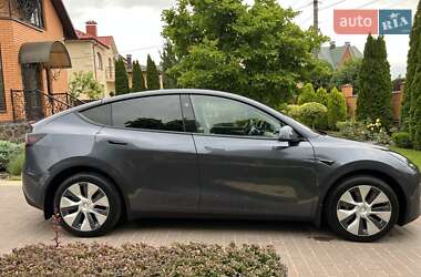 Позашляховик / Кросовер Tesla Model Y 2023 в 