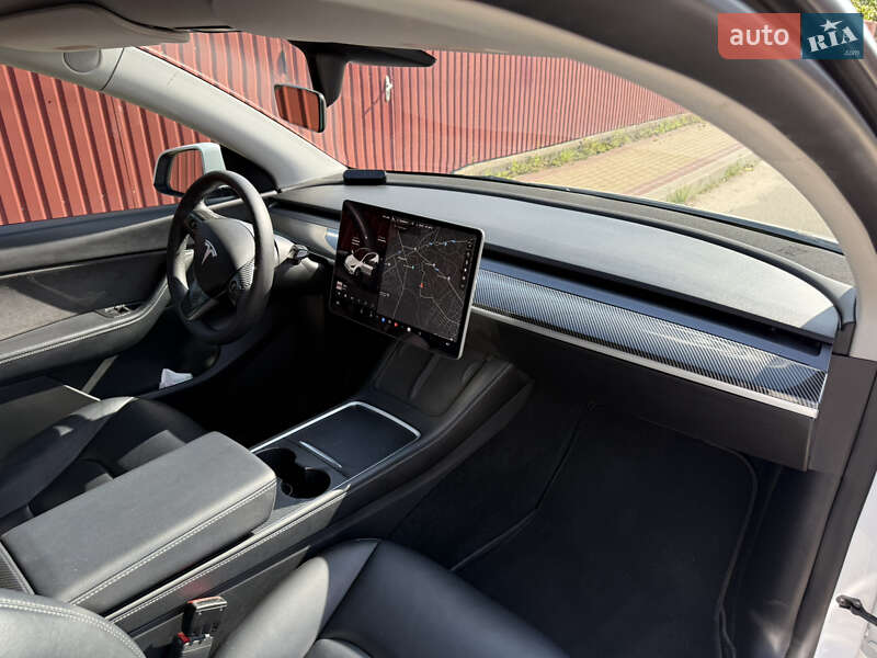 Внедорожник / Кроссовер Tesla Model Y 2021 в Василькове