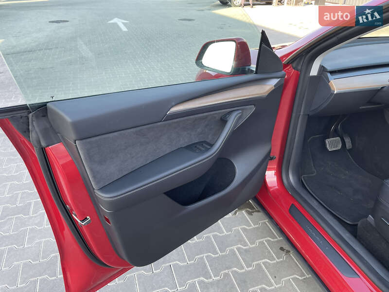 Внедорожник / Кроссовер Tesla Model Y 2022 в Луцке фото 10 Внедорожник / Кроссовер Tesla Model Y 2022 в Луцке