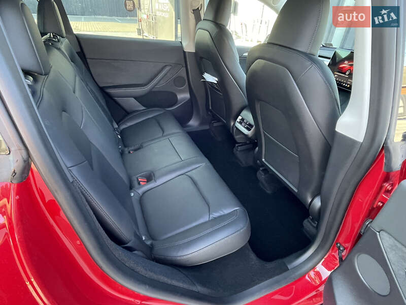 Внедорожник / Кроссовер Tesla Model Y 2022 в Луцке фото 20 Внедорожник / Кроссовер Tesla Model Y 2022 в Луцке