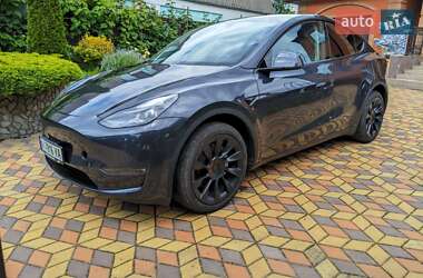 Внедорожник / Кроссовер Tesla Model Y 2024 в 