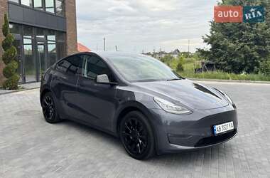 Внедорожник / Кроссовер Tesla Model Y 2023 в 