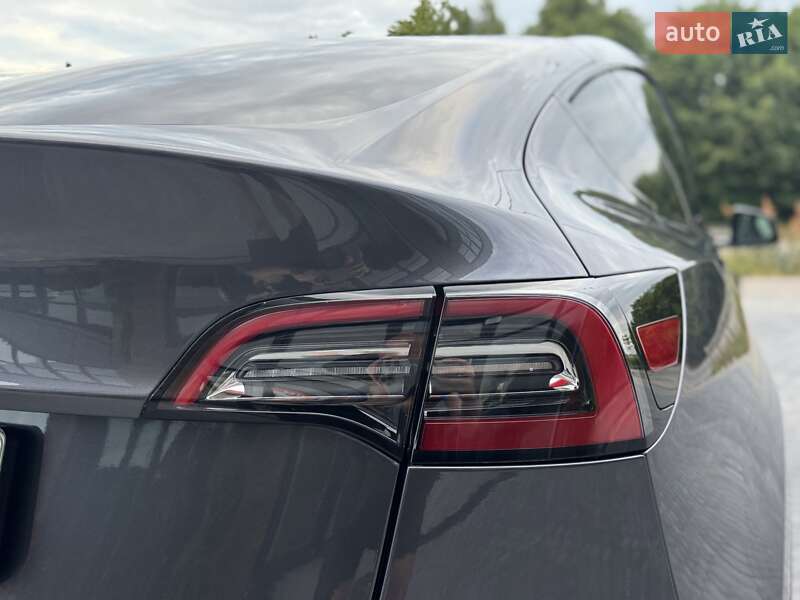 Внедорожник / Кроссовер Tesla Model Y 2023 в Виннице