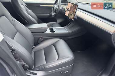 Внедорожник / Кроссовер Tesla Model Y 2023 в 