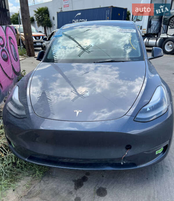 Внедорожник / Кроссовер Tesla Model Y 2022 в Новояворовске