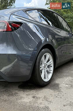Внедорожник / Кроссовер Tesla Model Y 2023 в 