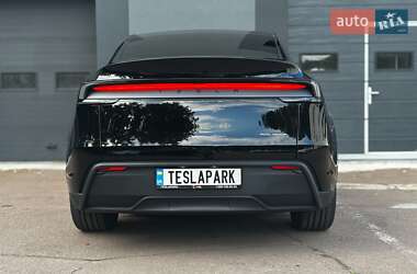 Внедорожник / Кроссовер Tesla Model Y 2025 в 