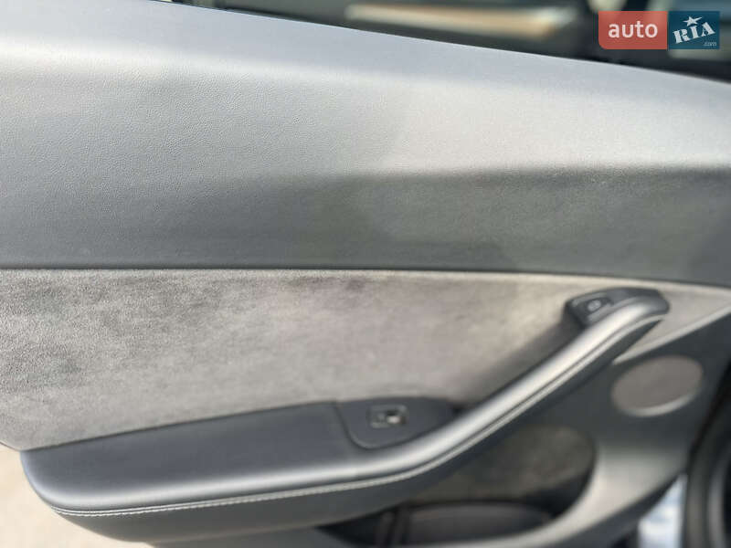 Внедорожник / Кроссовер Tesla Model Y 2022 в Кривом Роге